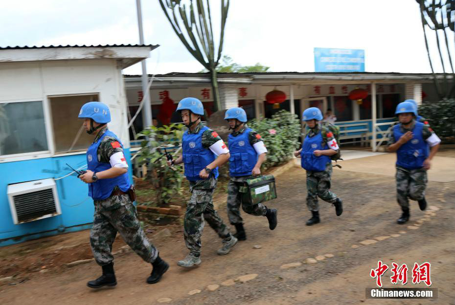 第22批赴刚果（金）维和医疗分队扎实组织急救演练